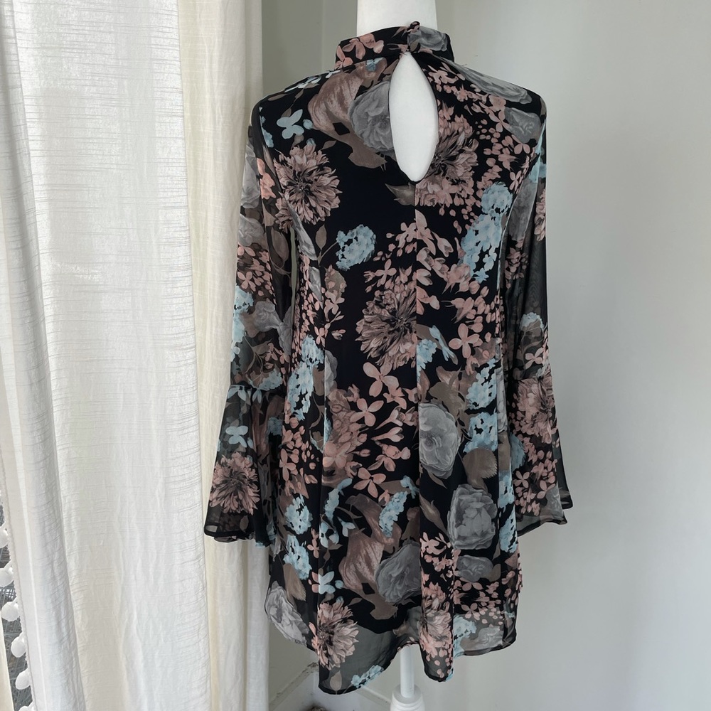 Lulus Like and Cher Black Floral Shift Dress Mini - Picture 7 of 10